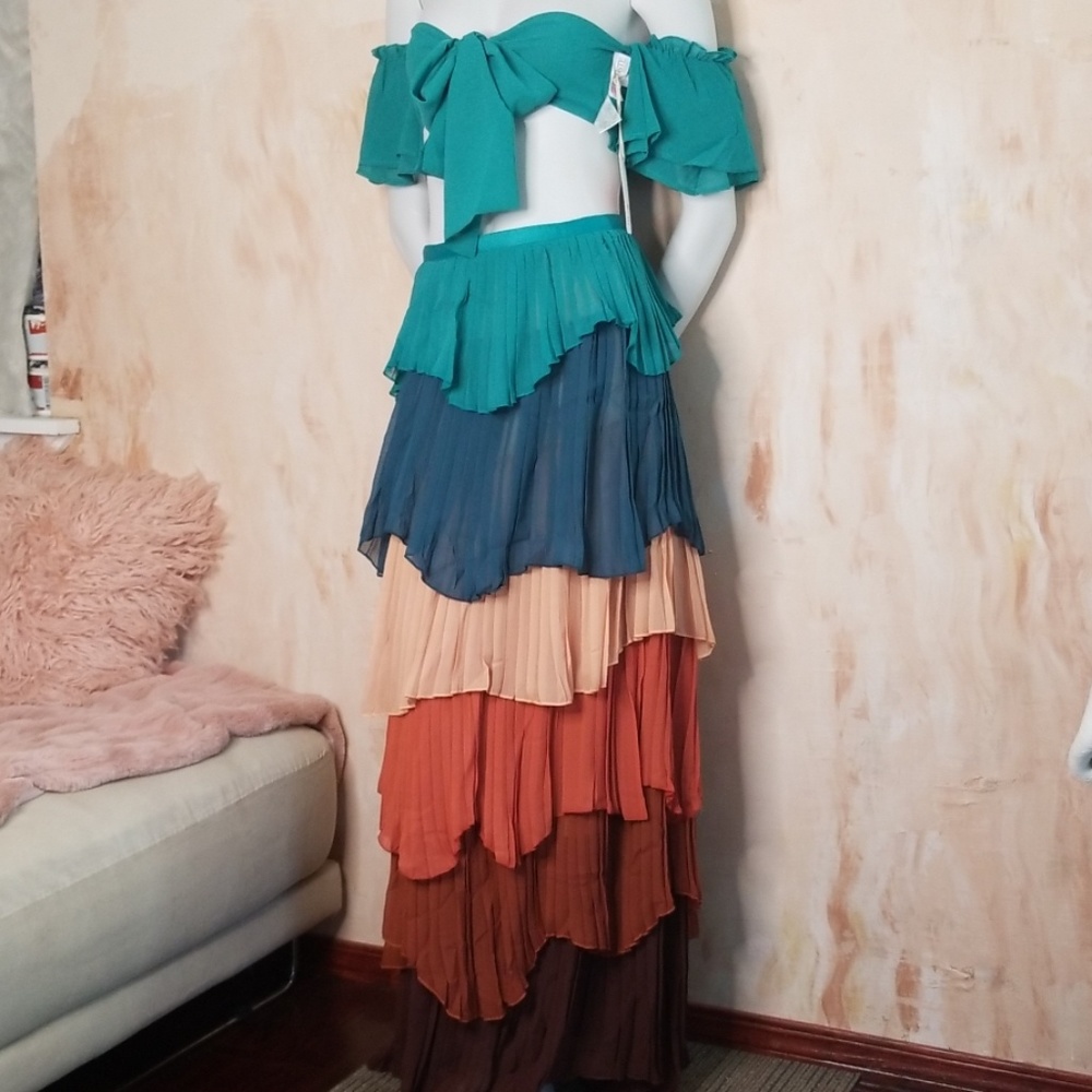 Fall Layered Skirt Medium - Picture 6 of 6